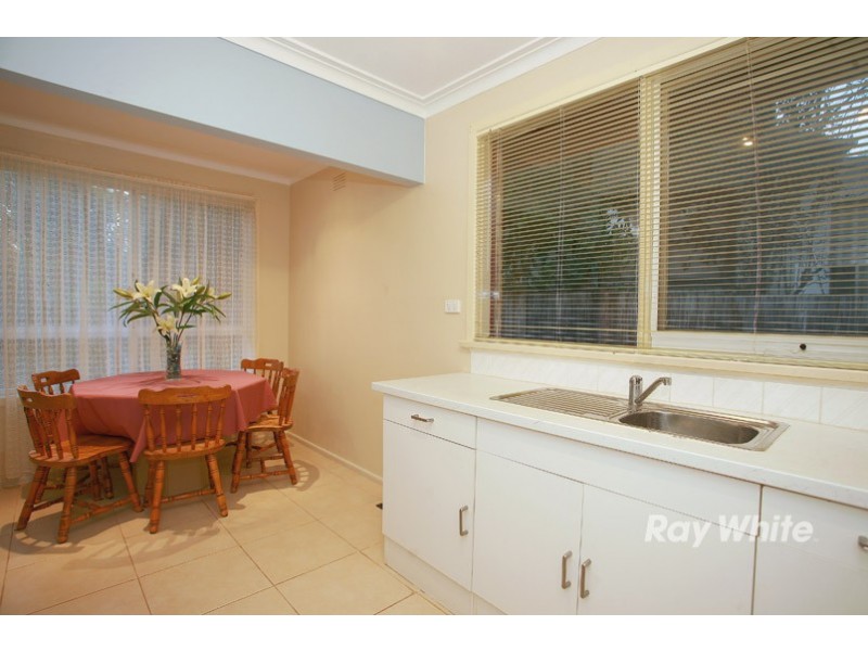 31 Aisbett Avenue, Wantirna South VIC 3152