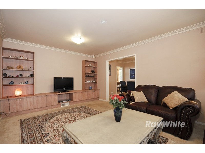 36 Kingloch Parade, Wantirna VIC 3152