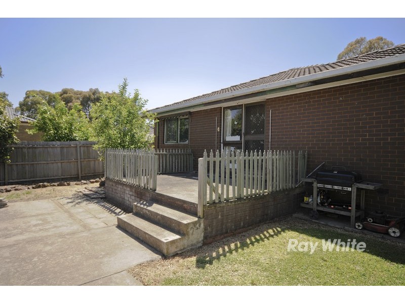36 Kingloch Parade, Wantirna VIC 3152