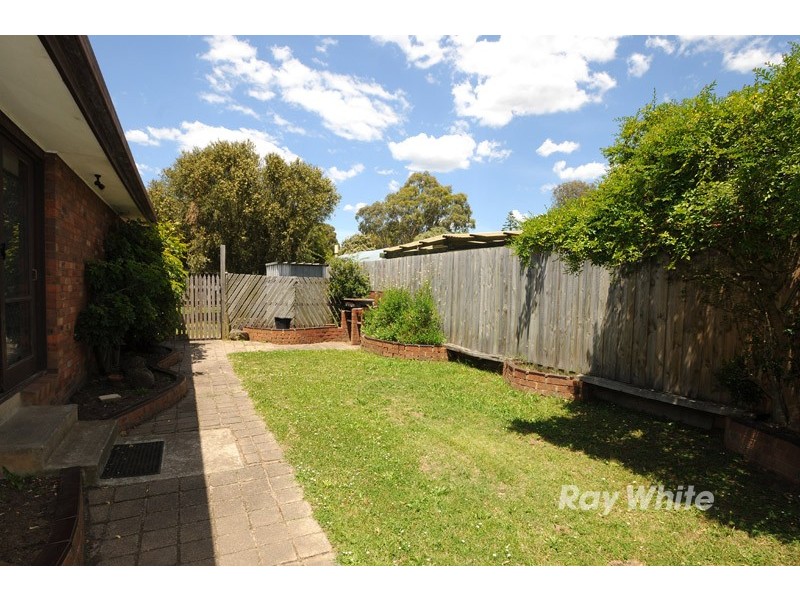 21 Loxton Avenue, Wantirna South VIC 3152