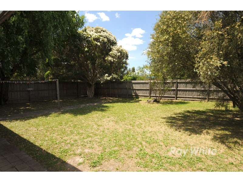 21 Loxton Avenue, Wantirna South VIC 3152