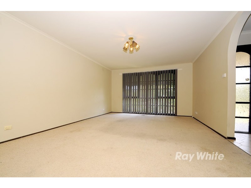 21 Loxton Avenue, Wantirna South VIC 3152