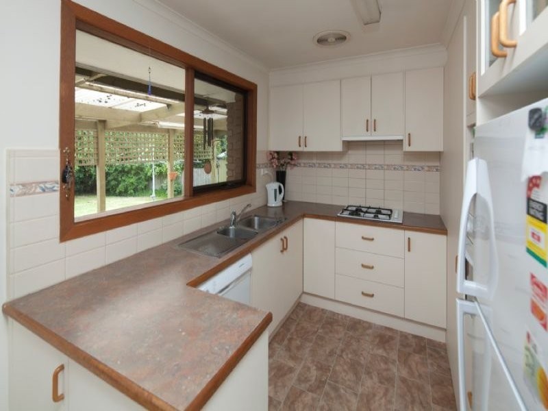 80 Begonia Avenue, Bayswater VIC 3153