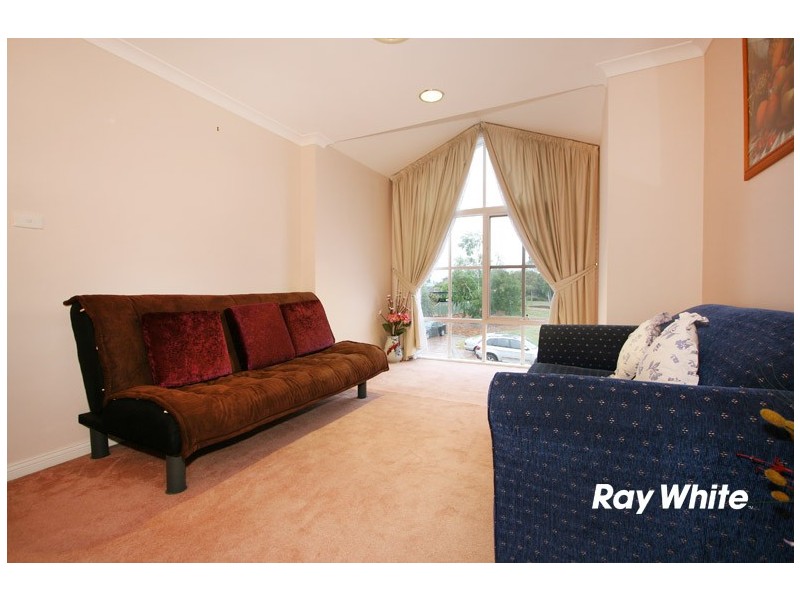 6 Wattlebird Place, Knoxfield VIC 3180