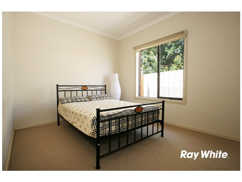 2/19 Monaro Close, Wantirna South VIC 3152