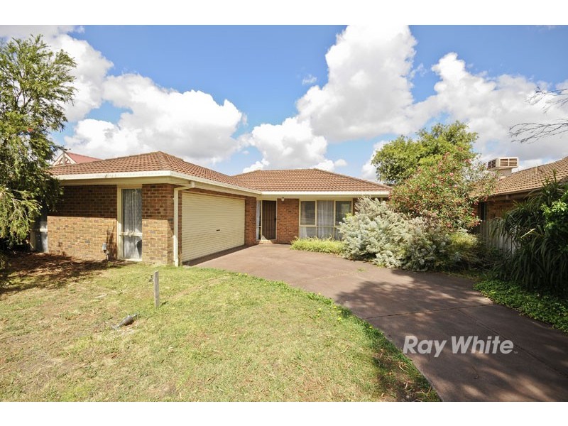 14 Peartree Place, Knoxfield VIC 3180