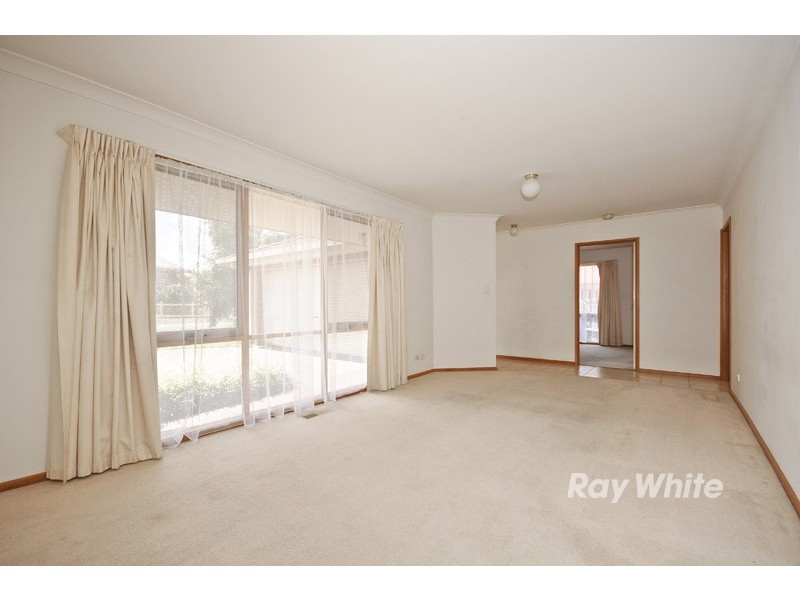 14 Peartree Place, Knoxfield VIC 3180