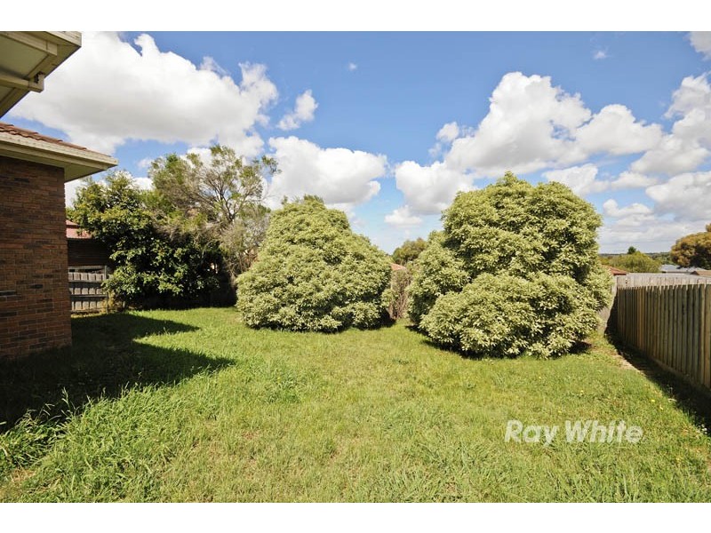 14 Peartree Place, Knoxfield VIC 3180