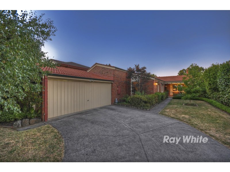 12 Kirrum Close, Wantirna South VIC 3152