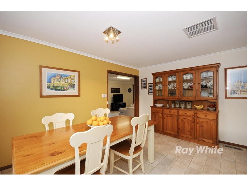 12 Kirrum Close, Wantirna South VIC 3152