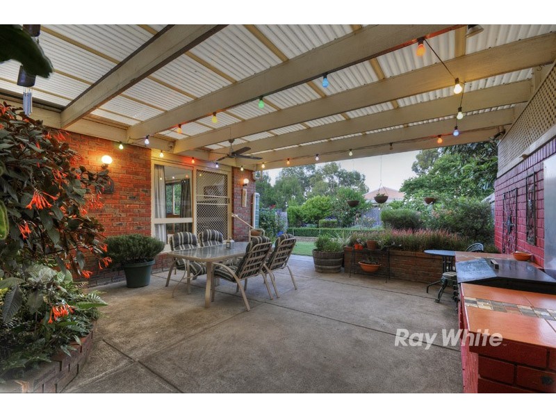 12 Kirrum Close, Wantirna South VIC 3152