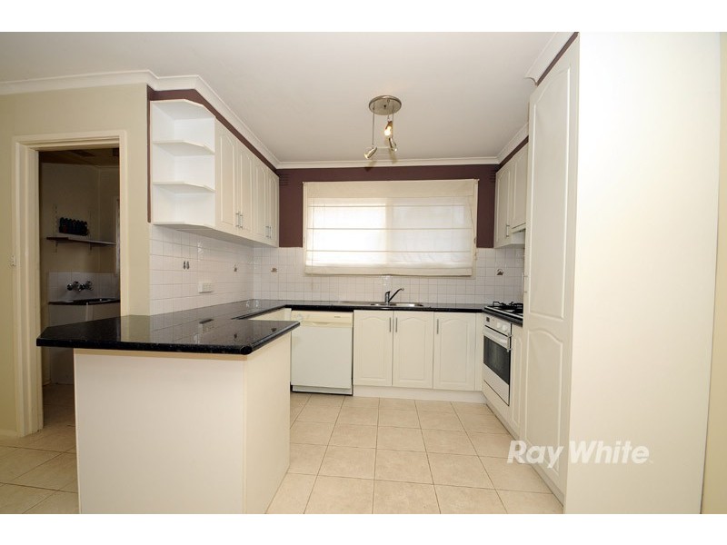 1/23 Allanfield Crescent, Wantirna South VIC 3152