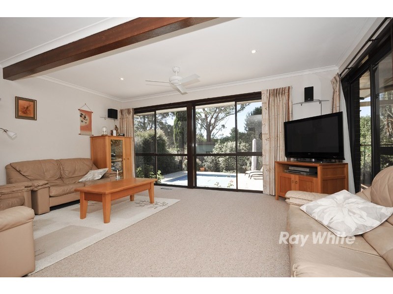 11 Dalpura Drive, Bayswater VIC 3153