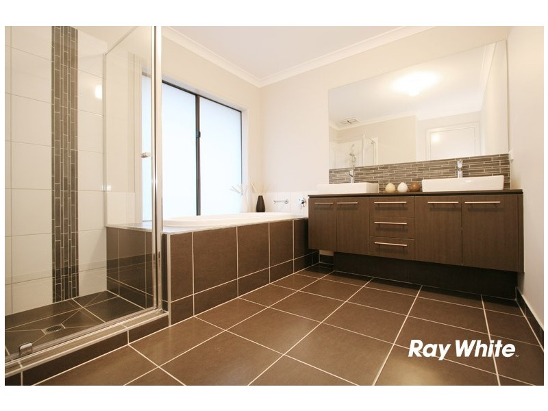 48 Honey Avenue, Wantirna South VIC 3152