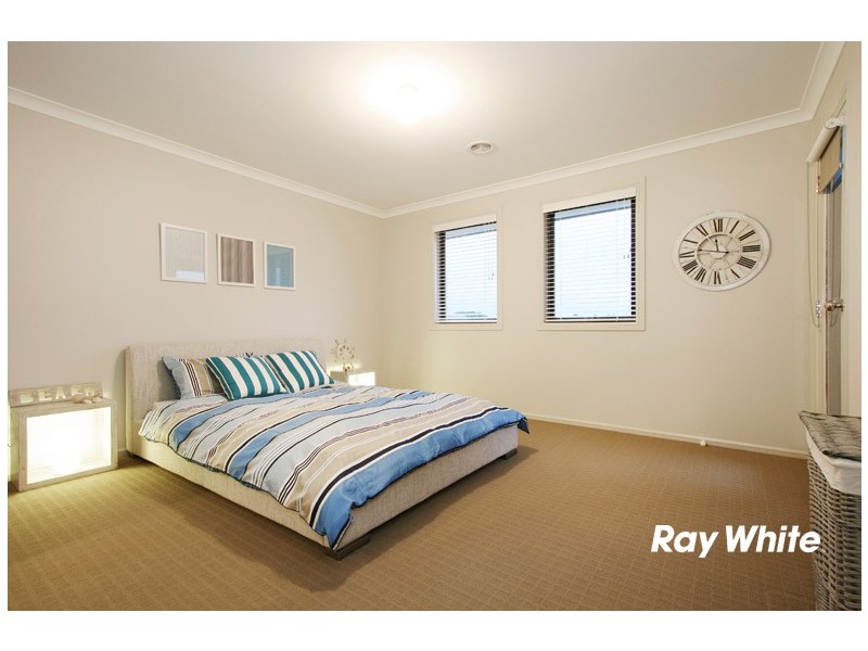 48 Honey Avenue, Wantirna South VIC 3152