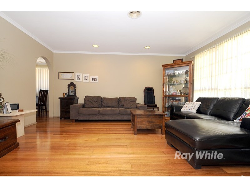 1/17 Fonteyn Drive, Wantirna South VIC 3152