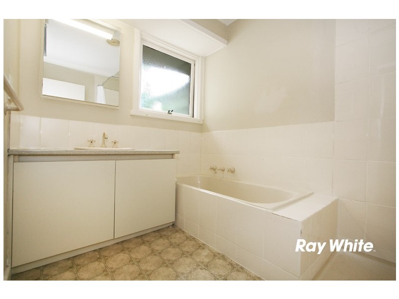 1 Ruth Court, Bayswater VIC 3153