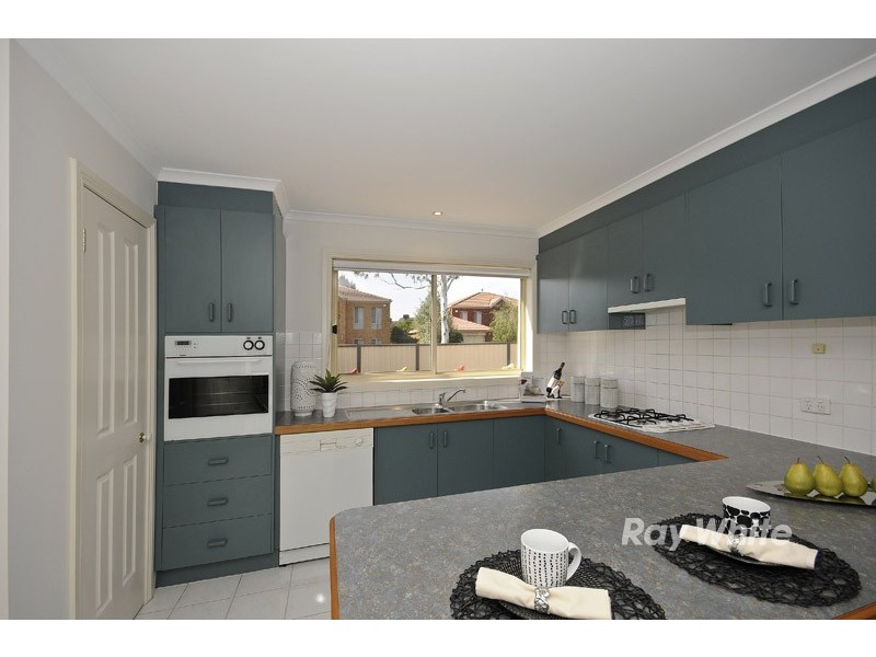 1/8 Mendora Crescent, Wantirna South VIC 3152