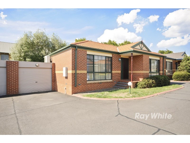 2/15 Lewis Road, Wantirna South VIC 3152