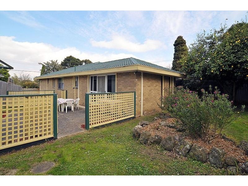 108 Anne Road, Knoxfield VIC 3180