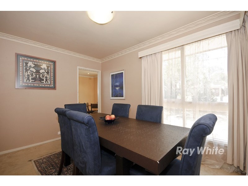 36 Kingloch Parade, Wantirna VIC 3152