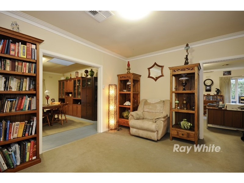 50 Coromandel Crescent, Knoxfield VIC 3180