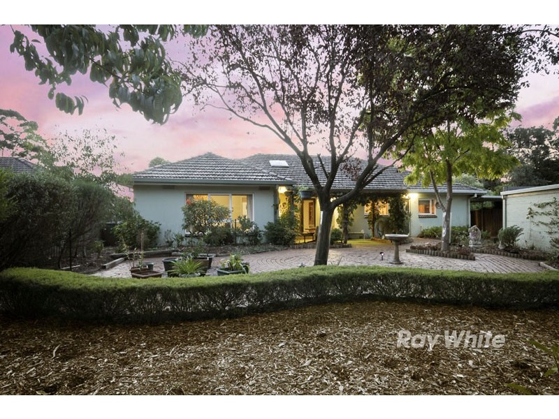 50 Coromandel Crescent, Knoxfield VIC 3180