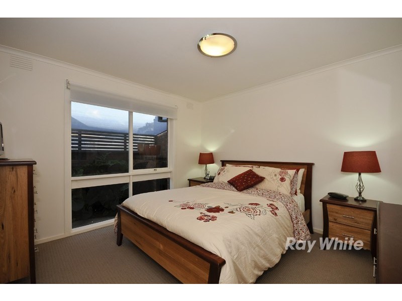 13 Renou Road, Wantirna South VIC 3152