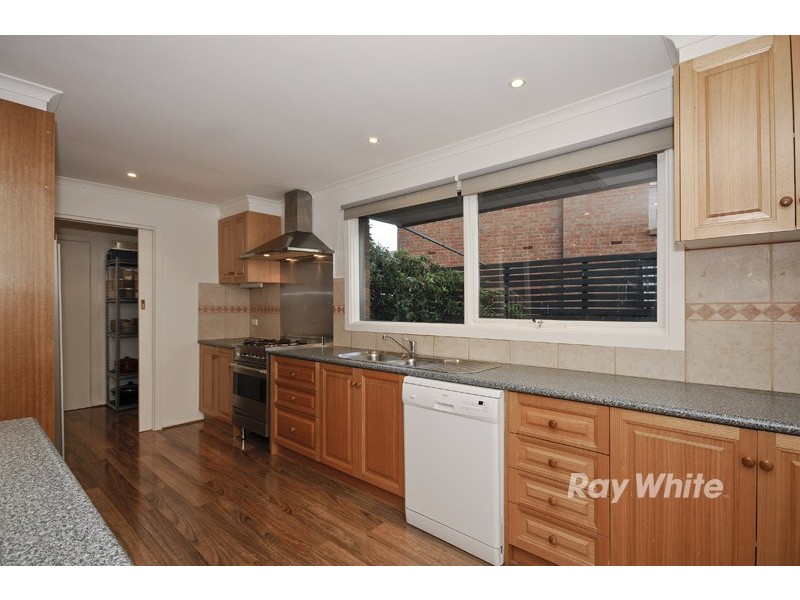 13 Renou Road, Wantirna South VIC 3152