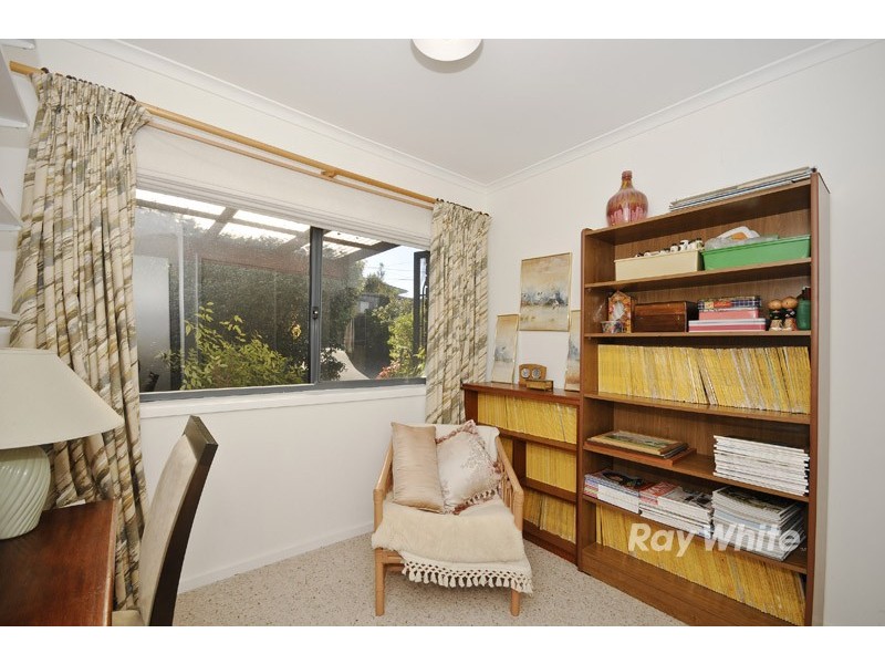 19 Wildwood Grove, Ringwood VIC 3134