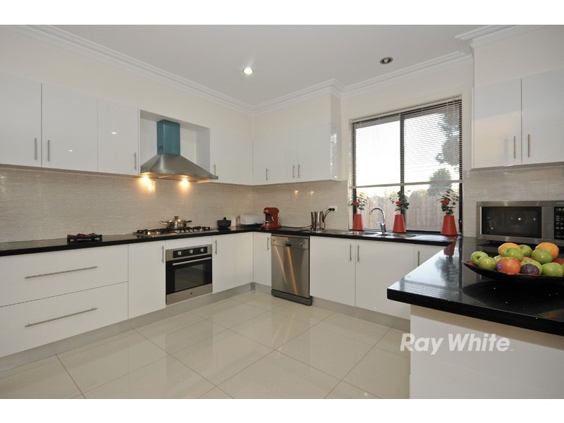 2/28 Bunnett Road, Knoxfield VIC 3180