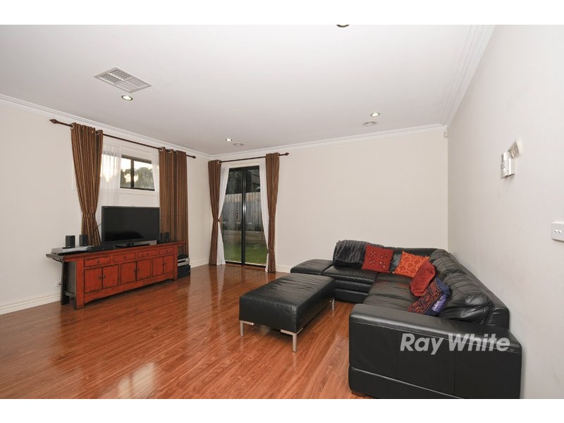 2/28 Bunnett Road, Knoxfield VIC 3180
