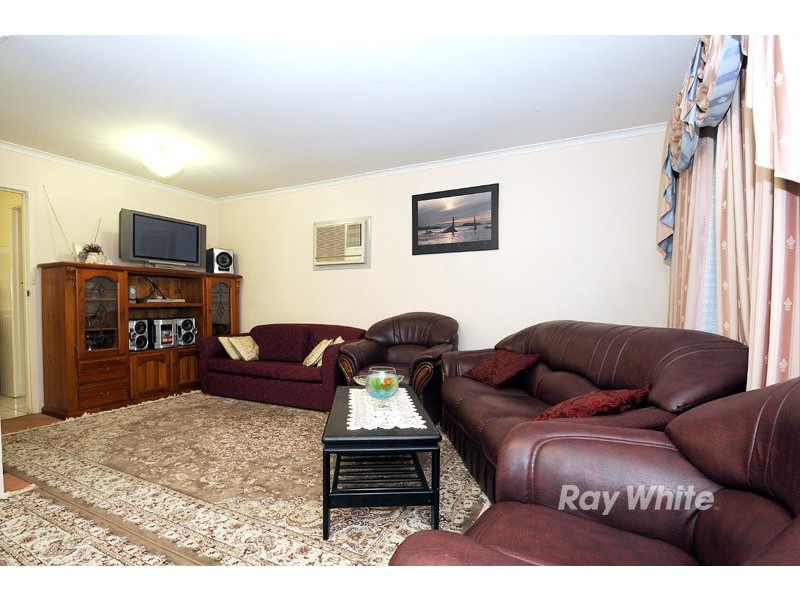 16 Beverley Street, Scoresby VIC 3179