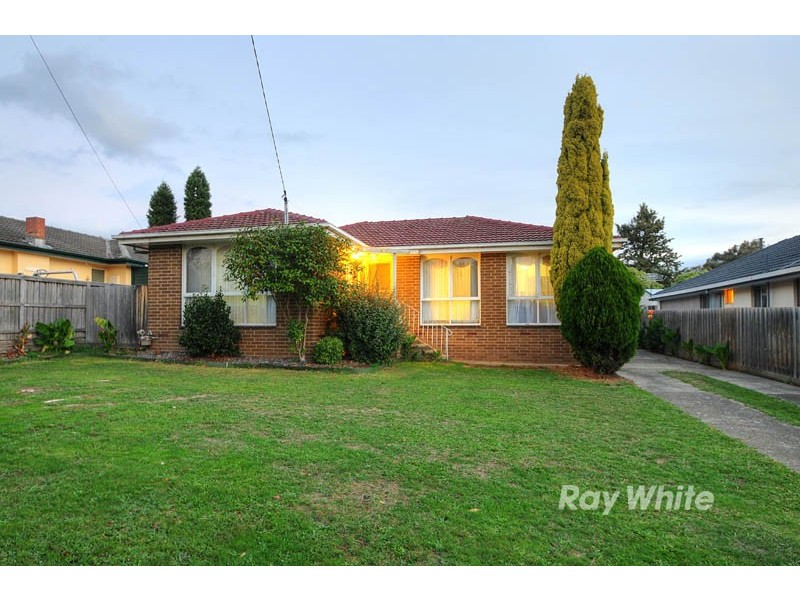 16 Beverley Street, Scoresby VIC 3179