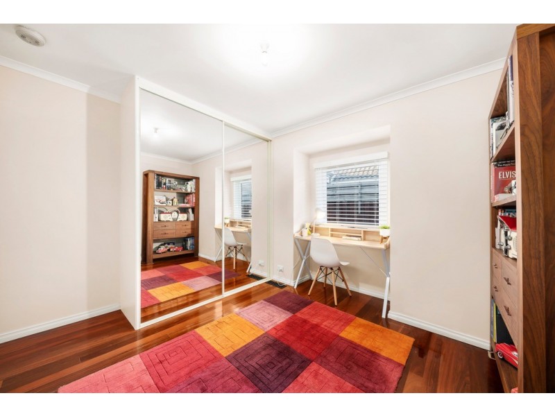 5 Duntroon Drive, Wantirna VIC 3152