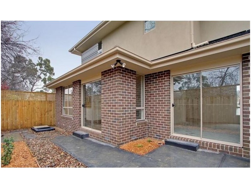 4/3 Pine Crescent, Boronia VIC 3155