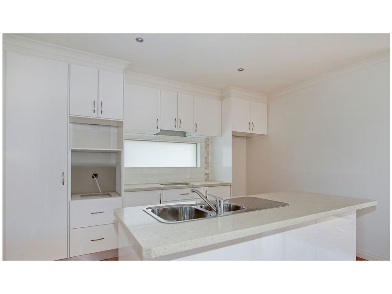 4/3 Pine Crescent, Boronia VIC 3155