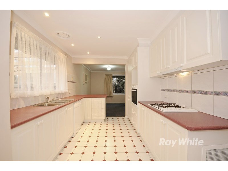 2 Hertford Court, Wantirna South VIC 3152