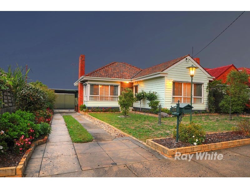 33 Parsons Avenue, Springvale VIC 3171