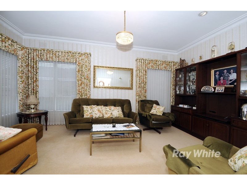 33 Parsons Avenue, Springvale VIC 3171