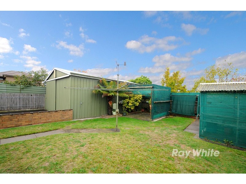 33 Parsons Avenue, Springvale VIC 3171