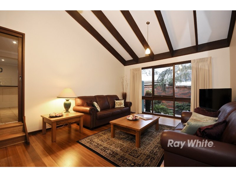 10 Kidderminster Drive, Wantirna VIC 3152