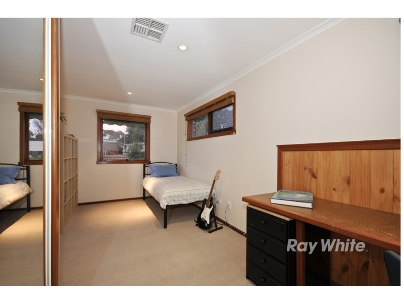 10 Kidderminster Drive, Wantirna VIC 3152