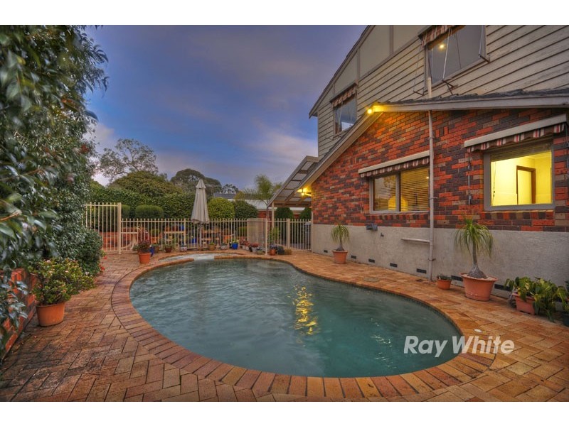 10 Kidderminster Drive, Wantirna VIC 3152