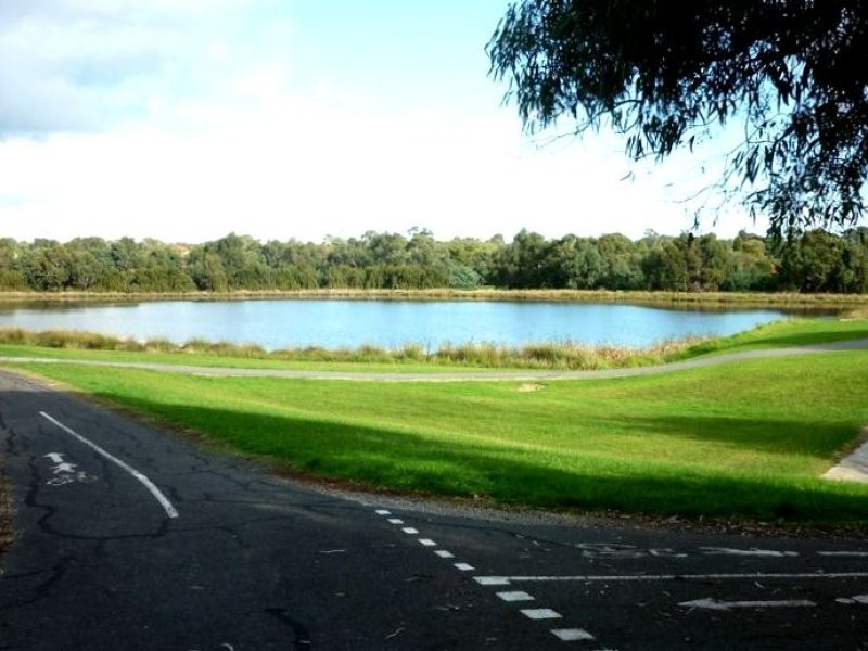 30 Bunnett Road, Knoxfield VIC 3180