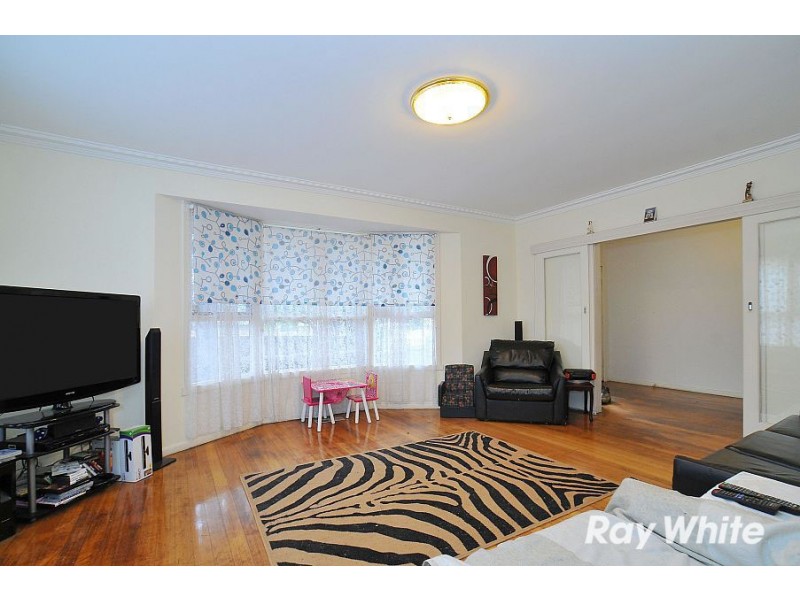 5 Warrawee Road, Wantirna South VIC 3152