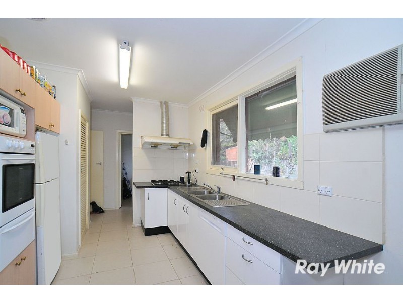 5 Warrawee Road, Wantirna South VIC 3152