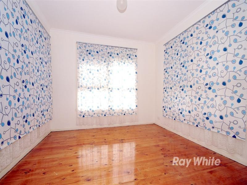 5 Warrawee Road, Wantirna South VIC 3152