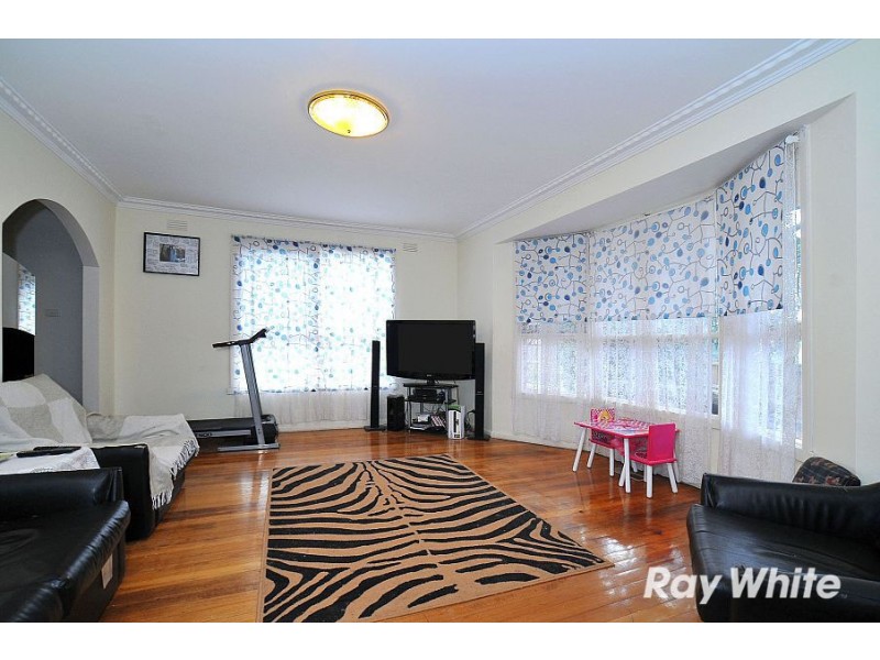 5 Warrawee Road, Wantirna South VIC 3152