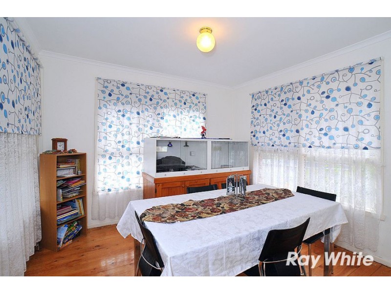 5 Warrawee Road, Wantirna South VIC 3152